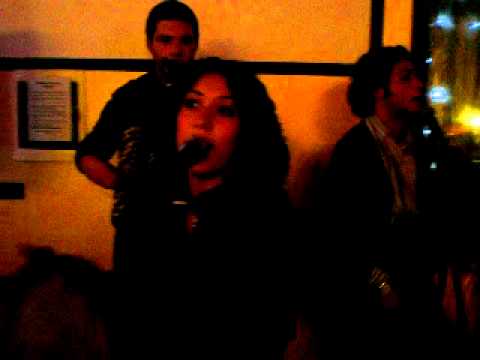 la mujere vascia vascia..