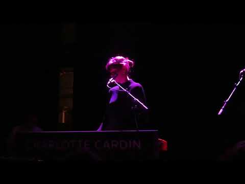 Charlotte Cardin. " Main Girl "  Live @ Rough Trade, NYC 04.18.18