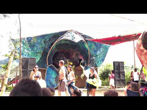 Medicinas Sagradas CHILL-out REVEILLOZ  2018/2019 Aldeia Outro Mundo SP