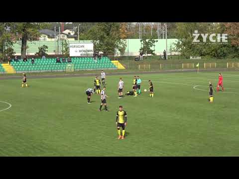 Fragmenty meczu IV ligi piłki nożnej: PWKS Huragan Wołomin – KS Łomianki