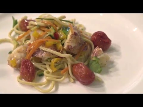 Spaghetti freddi alla chitarra con astice, verdure croccanti e pomodori rossi | Bruno Barbieri Chef