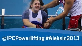 preview picture of video 'Powerlifting - women's -50kg - 2013 IPC Powerlifting European Open Championships Aleksin'