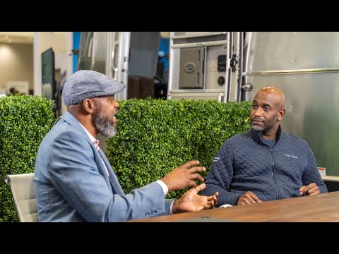 VMware Explore vs. Kubecon - Kelsey Hightower