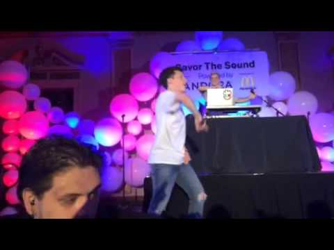 Kalin and Myles - stuck in a Kodak