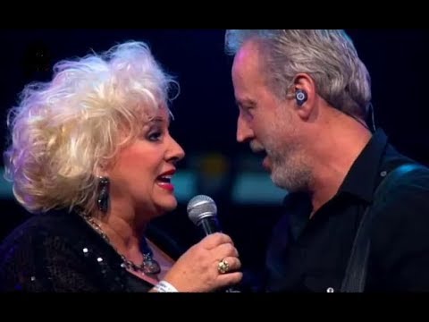 Rowwen Hèze & Karin Bloemen -  Green, green, grass