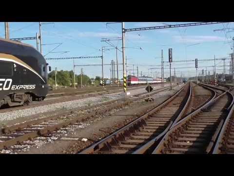162.001-2 ZSSK na vlaku EC 121 Hradčany - Praha - Žilina