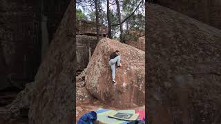 Video thumbnail of El despertón, 6b. Albarracín