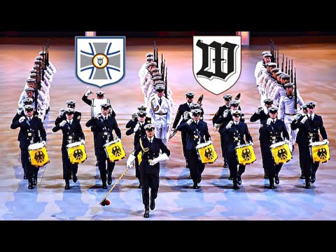 Preußens Gloria im Paradeschritt - Drillteam 4./Wachbataillon/Spielmannszug Stabmusikops Bundeswehr