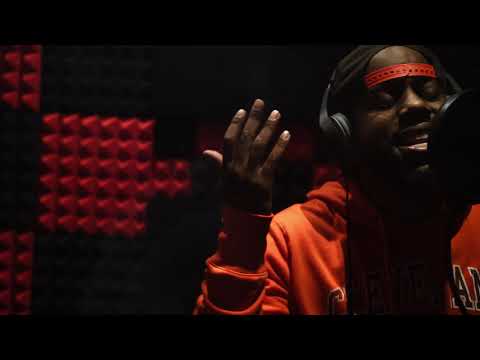 Zenire - Squeegie ft Gimmie2Loud