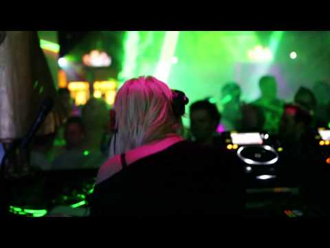 CELEBRATE HOUSE with Viktoria Metzker - Arena Günzburg