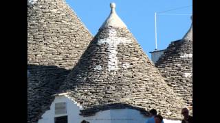 preview picture of video '2012 Italia   Puglia, Alberobello, la Capitale des Trulli'