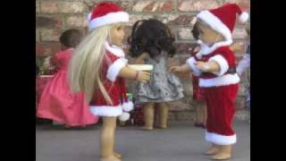 The Hollyberries - I Wanna Go Surfin&#39; With Santa - Surf Christmas Music