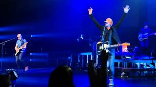 "Waterfall" live, Chris Tomlin, Love Ran Red Tour