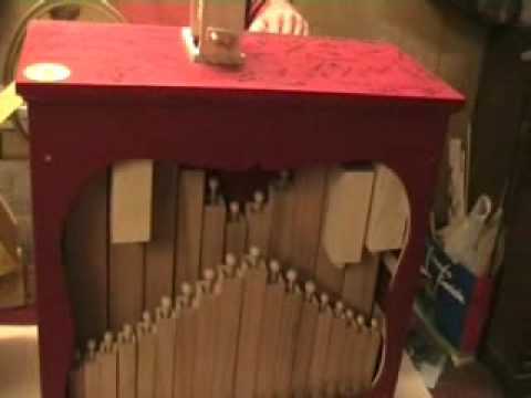 29 keys monkey organ: chattanooga choo choo