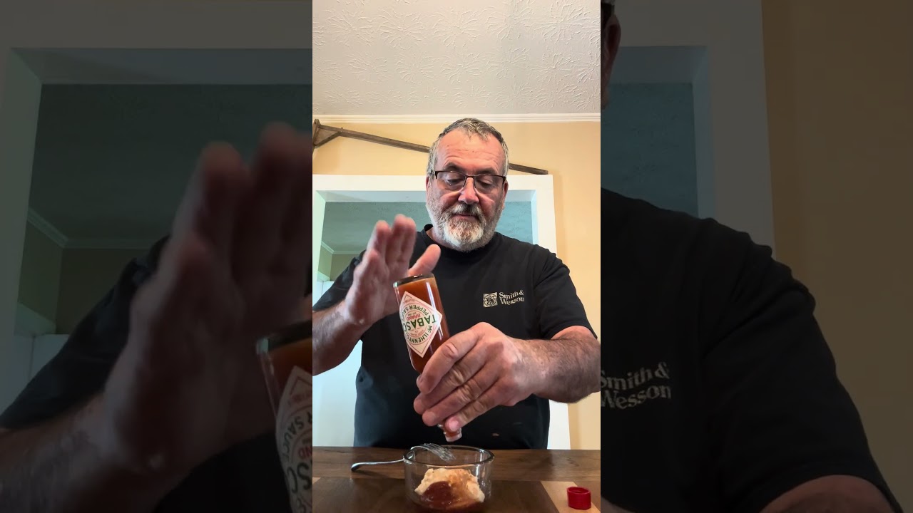 My Recipe for Hot Cocktail Sauce- #food #condiments #spicy #crablegs #hotpeppersauce #hotsauce