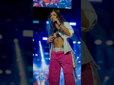 já com sdds de Quijingue-BA ❤️‍🔥 obrigada🫶#sertanejo #sertanejo #musicaaovivo #festival #serenata