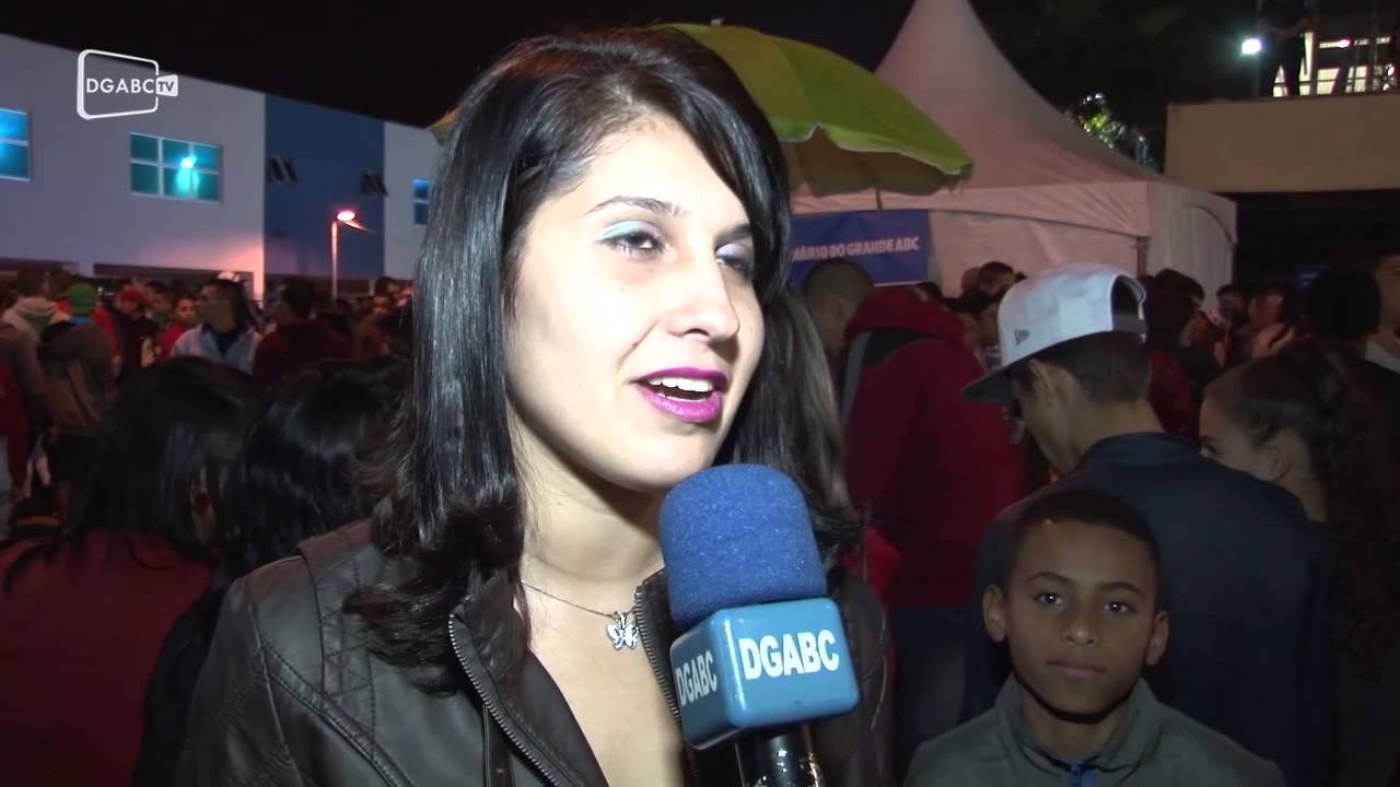 Confira a euforia dos fãs para o show da Ivete Sangalo em Mauá; veja vídeo