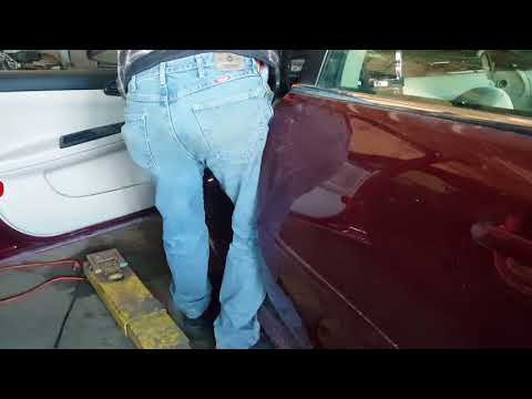 How to remove front seats in a 2006-2013 Chevrolet Impala