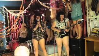 KITTEN FOREVER - "FAMOUS FRIENDS"