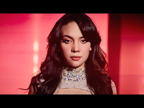 De Tus Ojos - Indira Large (Official Video)