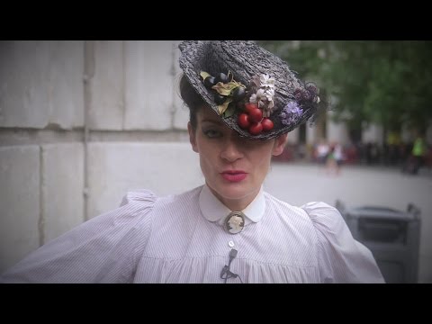 Dark Water - Doctor Who Extra: Series 1 Episode 11 (2014) - BBC