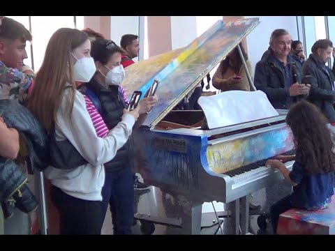 Sarah Fernandes playing her Carnegie piece at One World Observatory, New York on Apr 16, 2022