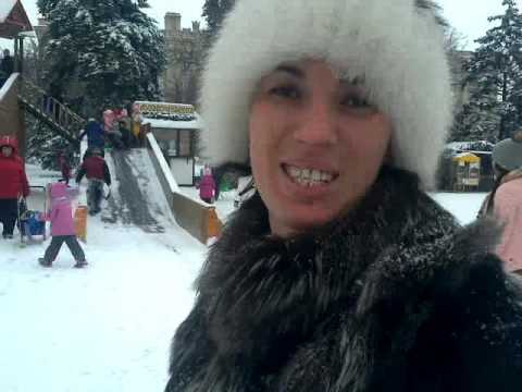 На Соборной площади Белгорода проходят массовые гулянья