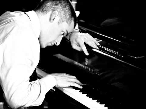 Abel Korzeniowski - Evgeni's Waltz (W.E)