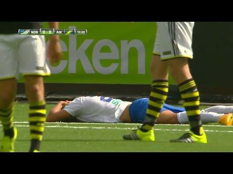 Här sänker Bangura Wiklander: "Kan vara rött kort" - TV4 Sport