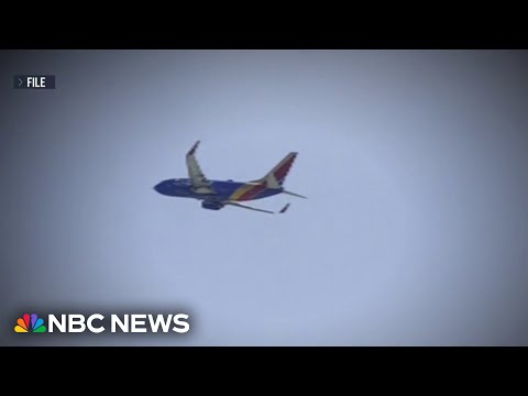 Southwest plane make mid-air maneuver to avoid collision with another plane