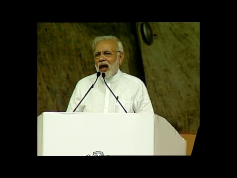 PM Modi lays the foundation stone for various developmental projects in Dhanbad and Patratu
