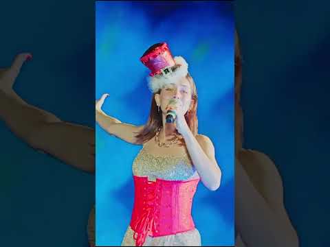 Encendido del árbol navideño en Malvinas Argentinas