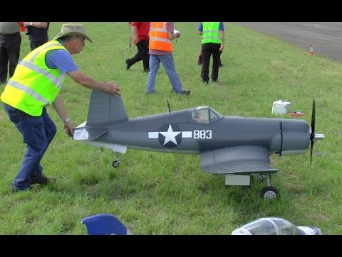 GIANT 1/4 SCALE COMP ARF RC F-4U CORSAIR - MOKI 250cc TONY LONG MARSTON MODEL AIRCRAFT SHOW - 2014