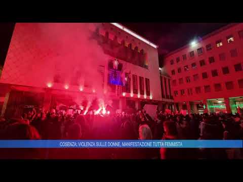 COSENZA: VIOLENZA SULLE DONNE,  MANIFESTAZIONE TUTTA FEMMINISTA