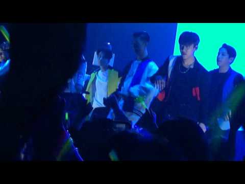 [Fancam] B.A.P LOE 2016 Toronto - Hurricane