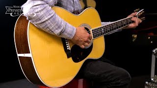 Video thumbnail for Martin J-40 Standard Jumbo Acoustic Guitar by Musician's Friend