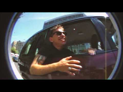 KNICKER - A Polite Driver