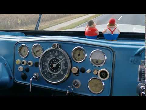 Mitfahrt in einem alten Henschel Lkw