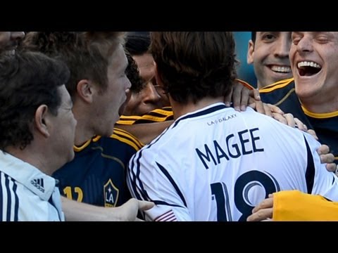 GOAL: Mike Magee scores his fifth of the season | Toronto FC vs LA Galaxy