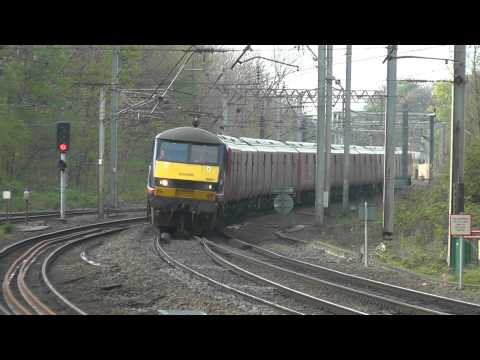 90021 1M44 Shieldmuir - Warrington RMT Mail,22nd April 2014
