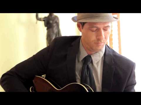 Mr. Sandman - Gypsy Jazz Trio "La Vie en Swing" by Kiral Artists