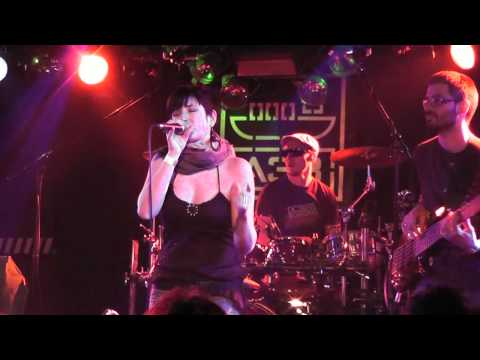Mammazita and the Budapest Riddim Band - ABC (Answer riddim) @ A38 2011/03/10
