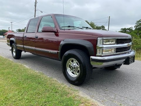 1999 Chevrolet Silverado 3500 Classic Crew Cab Long Bed Low Mileage 4x4 Pickup