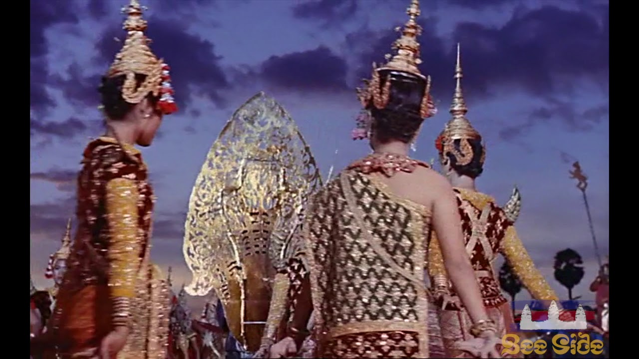 Cambodia - The Royal Ballet at ANGKOR Wat ( 1962 )