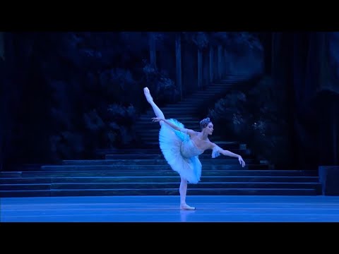 Raymonda (Dream Variation) - Khoreva, Zakharova, Smirnova