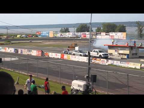 DMCC 2013 Round 3 - Ste-Croix- Kevin Morin vs Maxim Lemoine - Top8 - Video 1