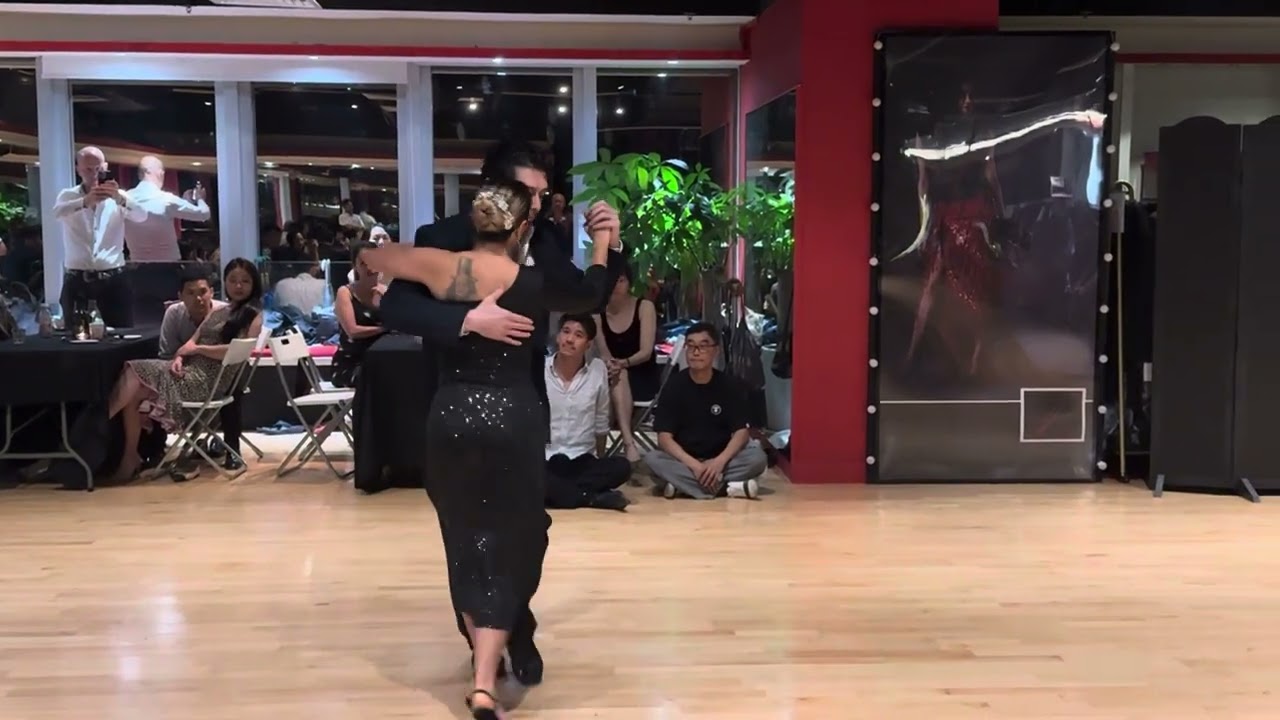 Video thumbnail for Frederico Naveira y Sabrina Masso, Hong Kong, 2024, 1/5