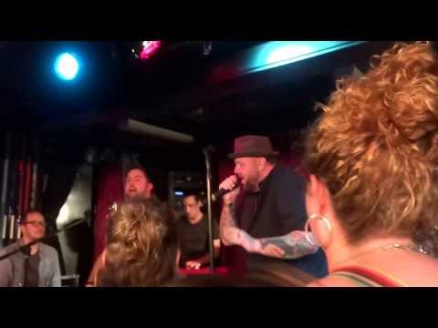 Paul Doucette, Joe Bachman, Matt Beck - "Roadhouse Blues" - Xanadu Lounge - MBT/Goo cruise 12-8-13