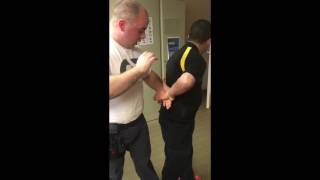 Thumbless Grip vs. Grabbing The Thumb (PPCT Method)