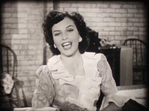 Gracie Barry "I've Got To Get Hot" (16mm Soundie)